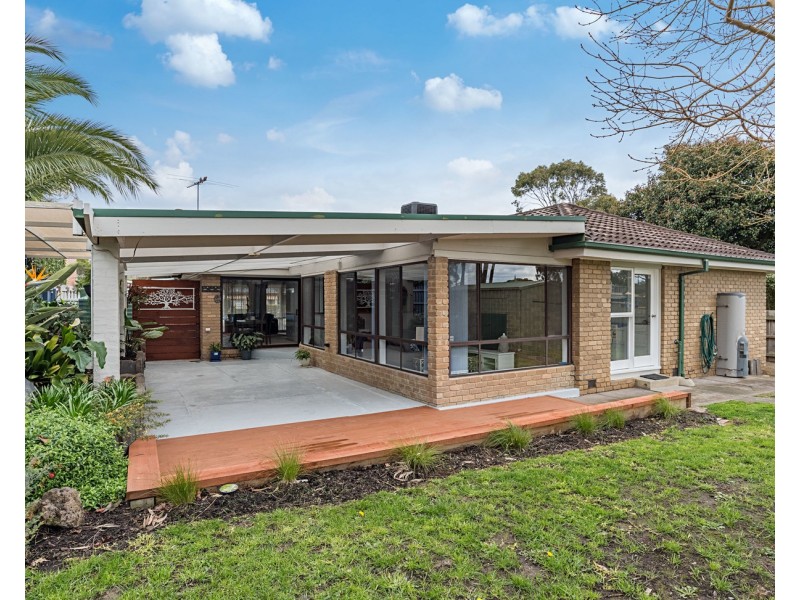21 Songbird Avenue, Chirnside Park VIC 3116