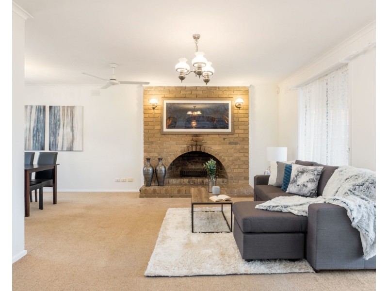 21 Songbird Avenue, Chirnside Park VIC 3116