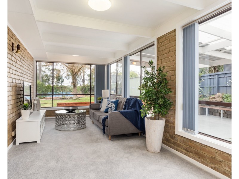 21 Songbird Avenue, Chirnside Park VIC 3116