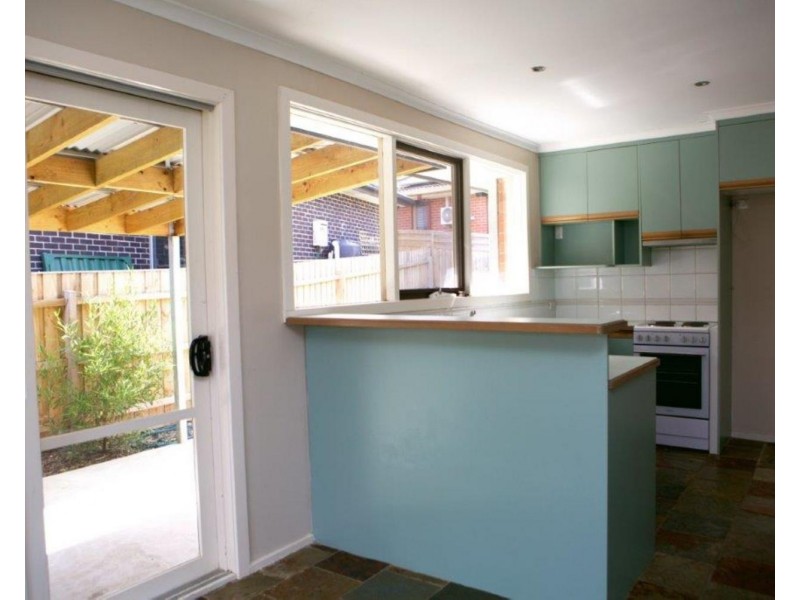 1 Donald Close, Kilsyth VIC 3137