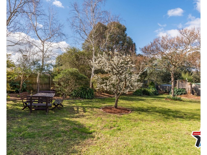 48 Lakeview Drive, Lilydale VIC 3140