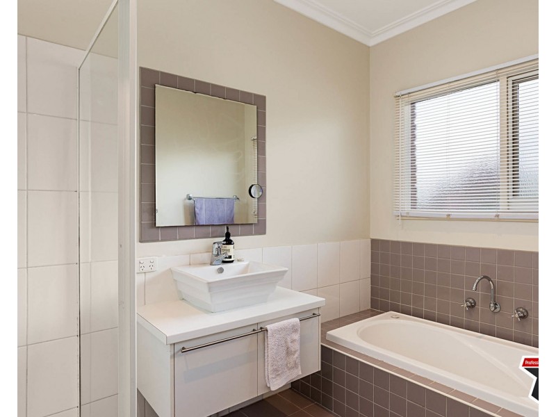 48 Lakeview Drive, Lilydale VIC 3140