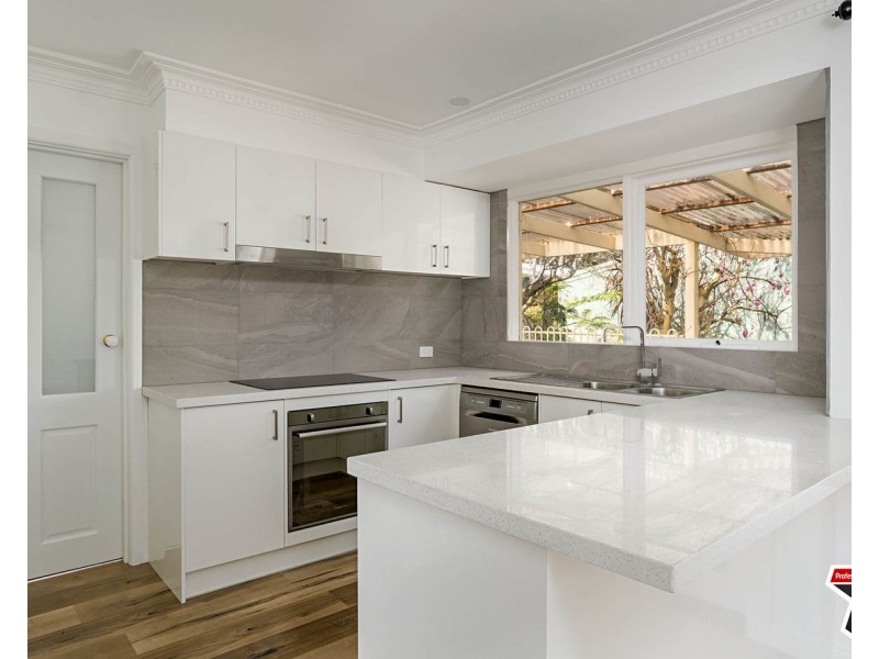 28 The Avenue, Montrose VIC 3765