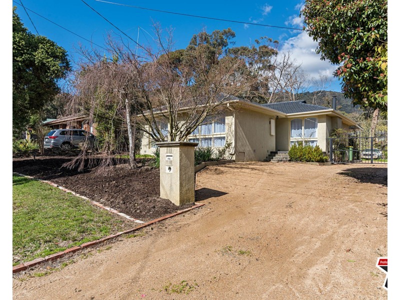28 The Avenue, Montrose VIC 3765