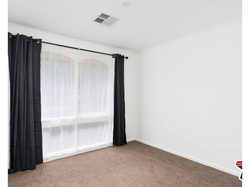 28 The Avenue, Montrose VIC 3765