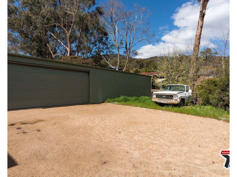 28 The Avenue, Montrose VIC 3765