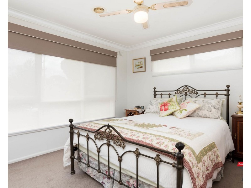 50-52 Terrigal Crescent, Kilsyth VIC 3137