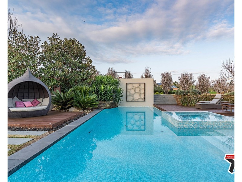 15 Natalie Court, Yarra Glen VIC 3775