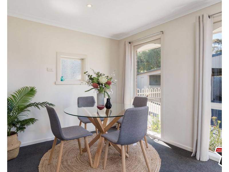 7 Quest Court, Mooroolbark VIC 3138