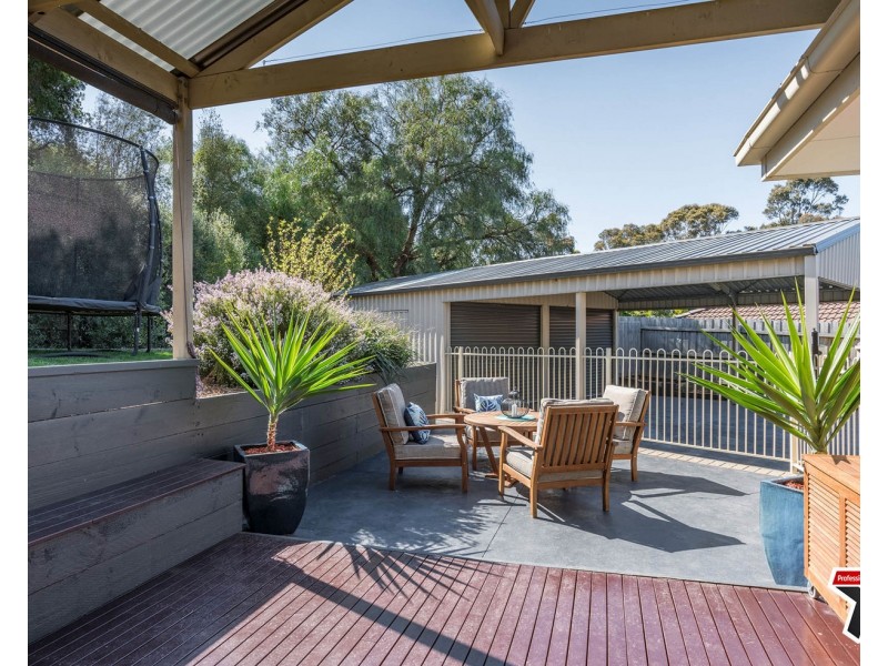 7 Quest Court, Mooroolbark VIC 3138