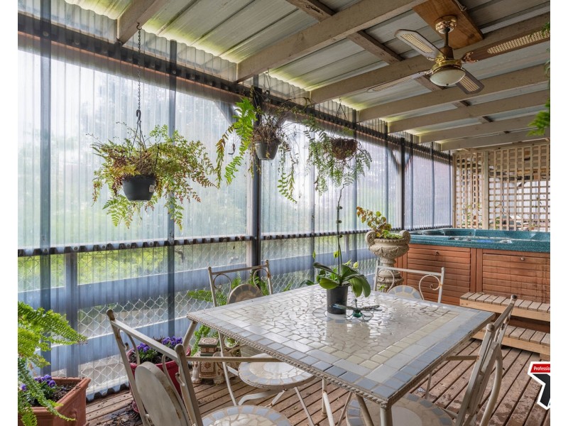 45 Alpine Way, Kilsyth VIC 3137