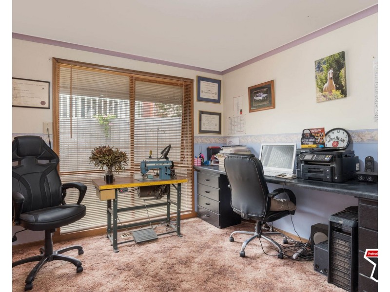 45 Alpine Way, Kilsyth VIC 3137