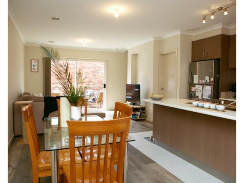 2/84 Castella Street, Lilydale VIC 3140