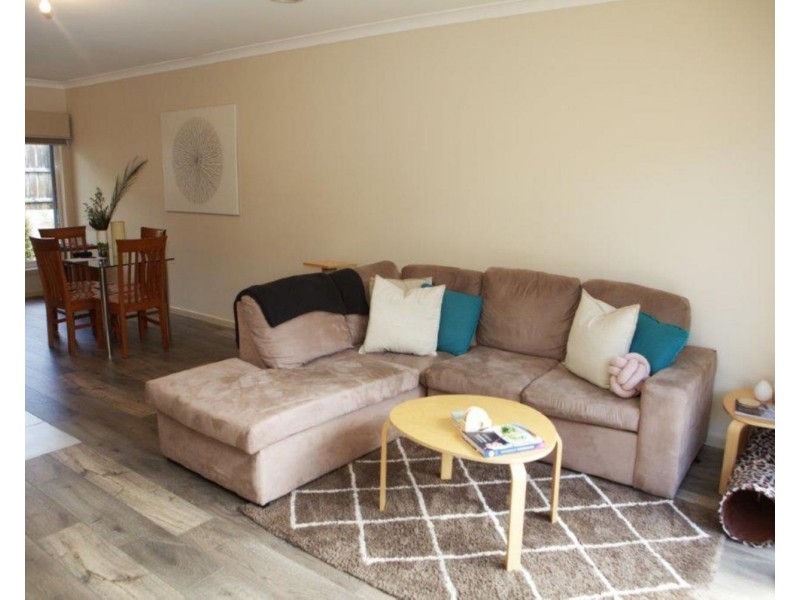 2/84 Castella Street, Lilydale VIC 3140