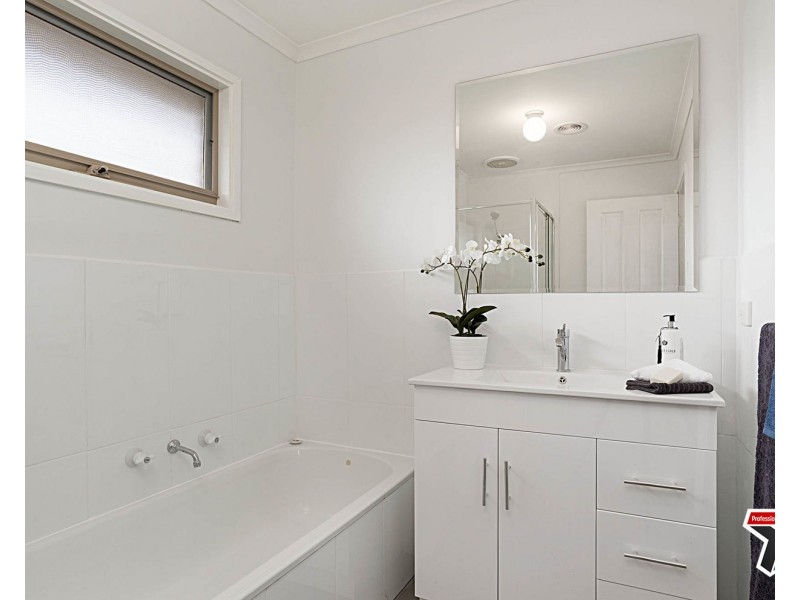 121 Lakeview Drive, Lilydale VIC 3140