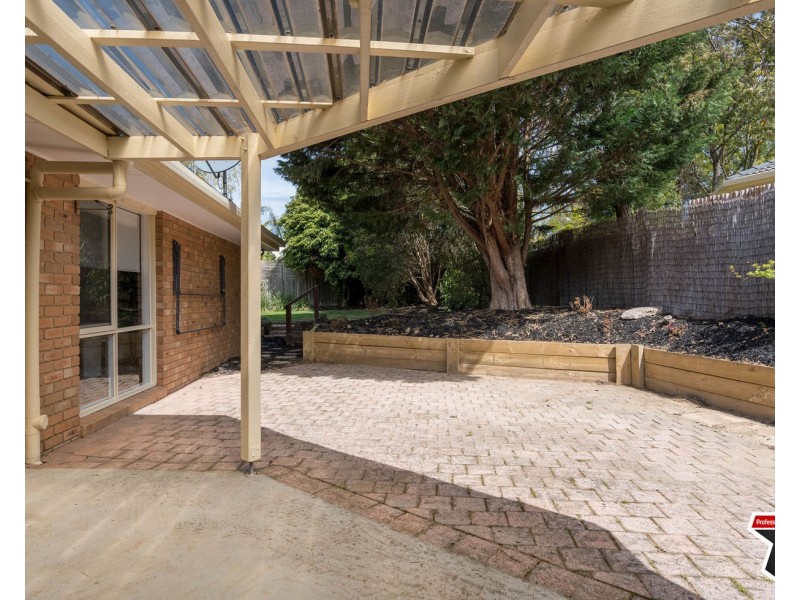 121 Lakeview Drive, Lilydale VIC 3140