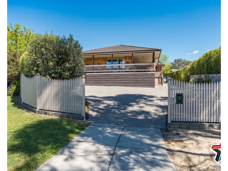 1 Helen Close, Yarra Glen VIC 3775