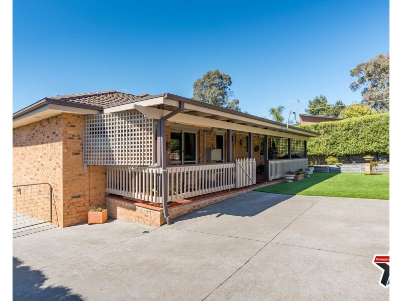 1 Helen Close, Yarra Glen VIC 3775