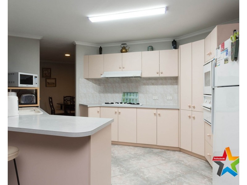 22 The Circuit, Lilydale VIC 3140