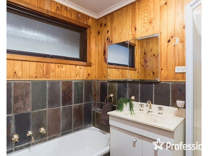 26 The Boulevard, Montrose VIC 3765