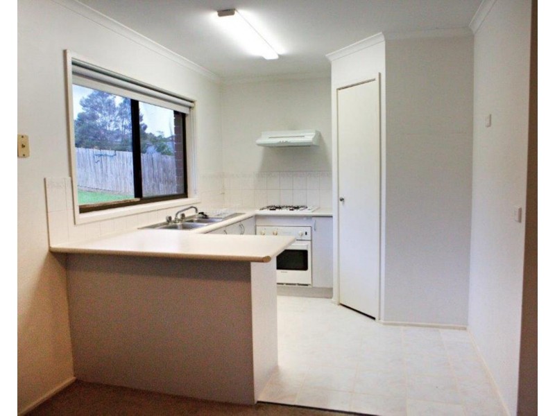 8 Rolaine Close, Lilydale VIC 3140