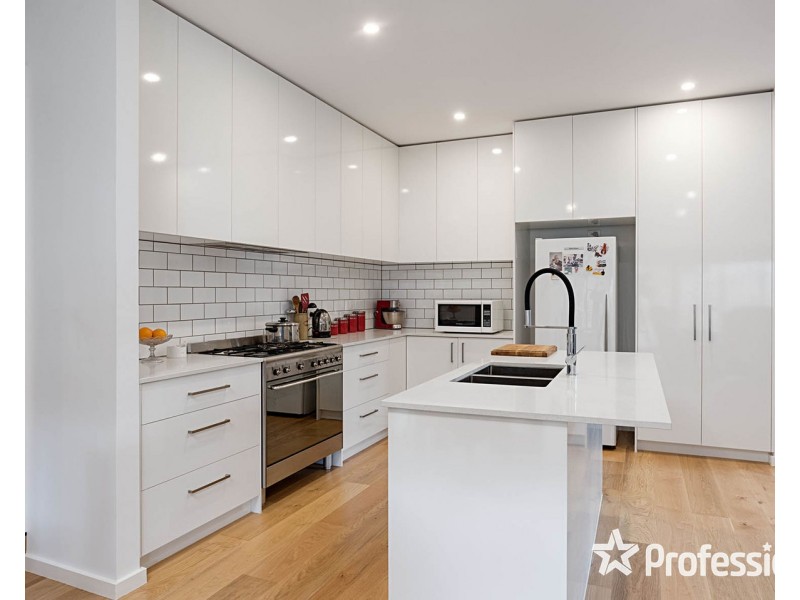 7a Switchback Road, Chirnside Park VIC 3116