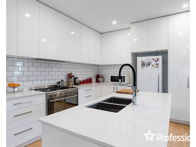 7a Switchback Road, Chirnside Park VIC 3116