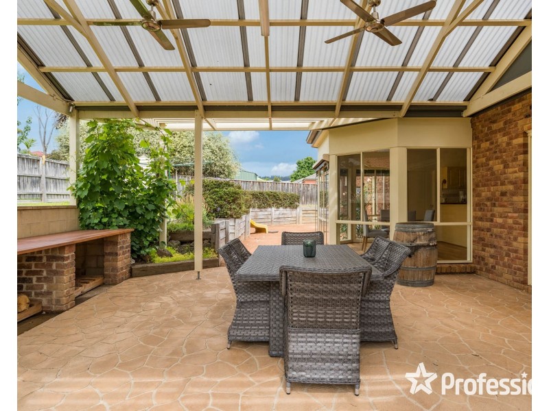 7 Kameel Drive, Yarra Glen VIC 3775