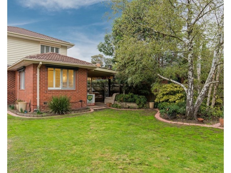 17 Anthony Drive, Chirnside Park VIC 3116