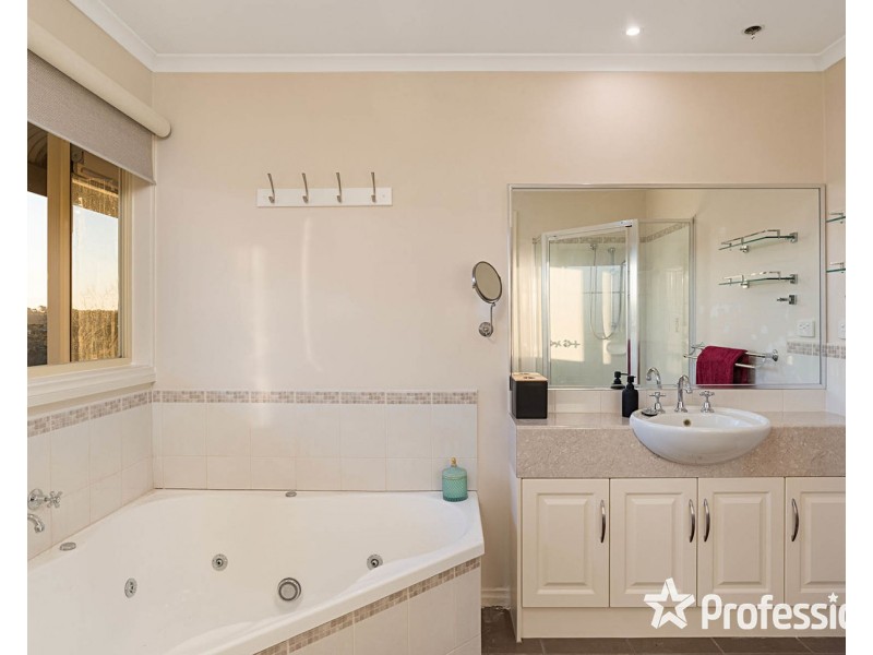 7 Water Lilly Lane, Lilydale VIC 3140