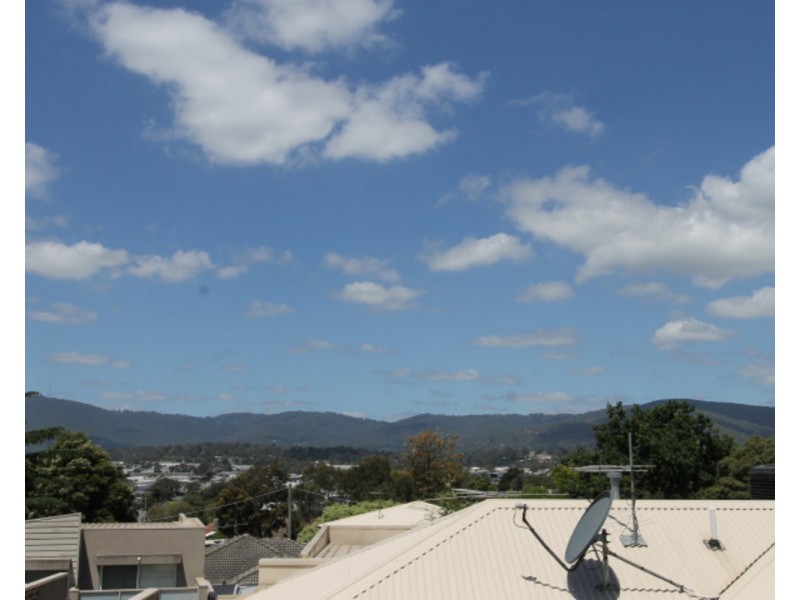 205/13 Highmoore Avenue, Bayswater VIC 3153