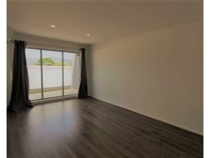 205/13 Highmoore Avenue, Bayswater VIC 3153