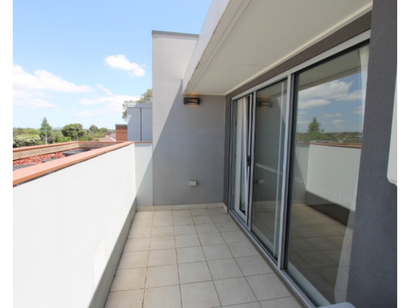 205/13 Highmoore Avenue, Bayswater VIC 3153