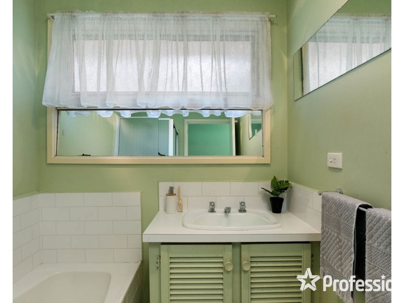 2 Anderson Street, Lilydale VIC 3140