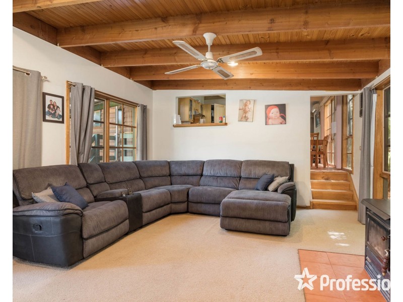 22 Joyce Road, Seville East VIC 3139