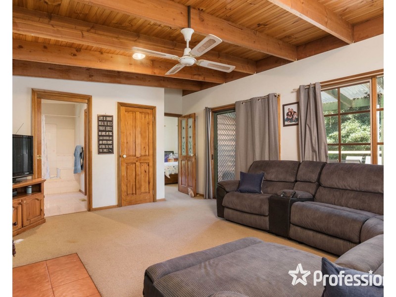 22 Joyce Road, Seville East VIC 3139