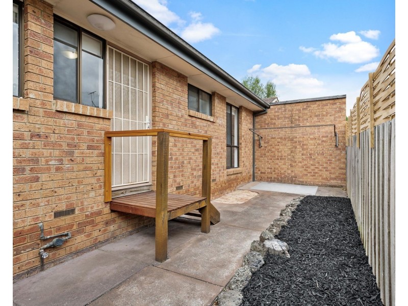 2/75 Cavehill Road, Lilydale VIC 3140