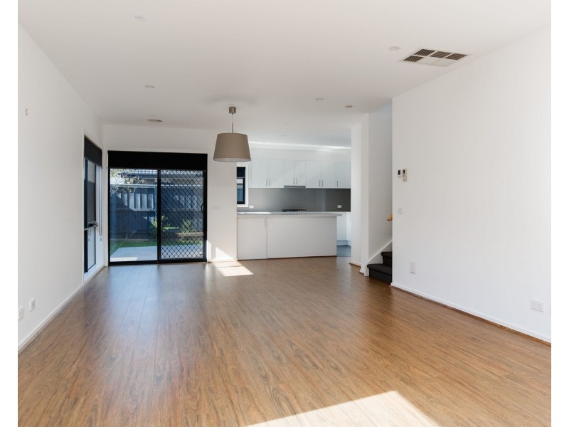 1/21 Norway Avenue, Blackburn VIC 3130