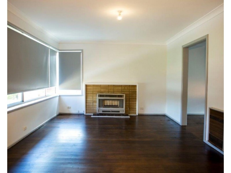 13 Marlow Street, Mooroolbark VIC 3138