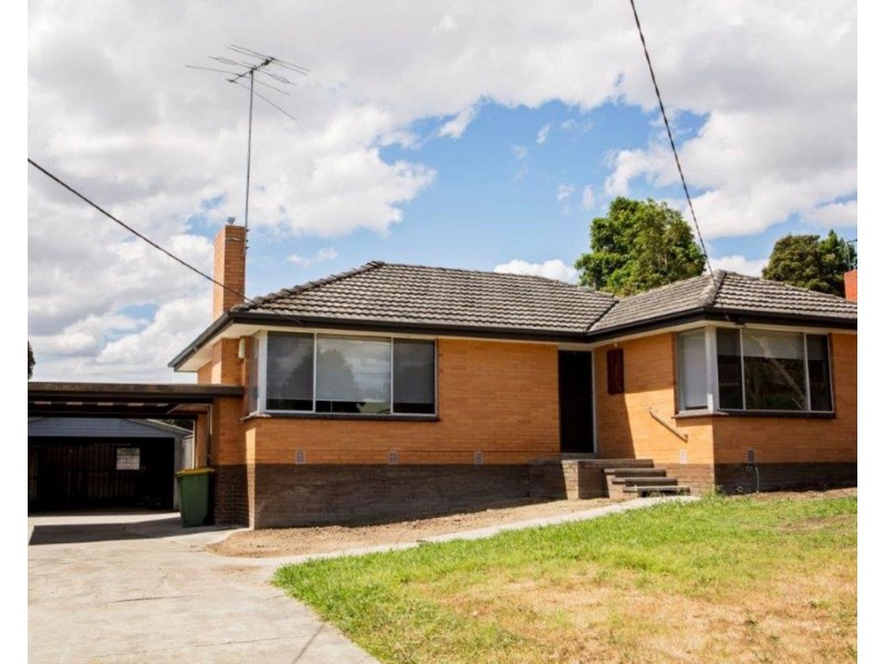 13 Marlow Street, Mooroolbark VIC 3138