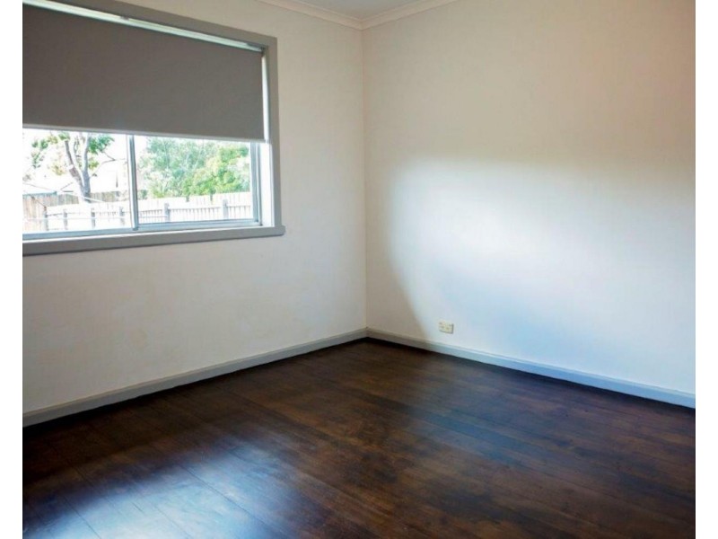 13 Marlow Street, Mooroolbark VIC 3138