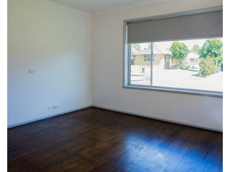 13 Marlow Street, Mooroolbark VIC 3138