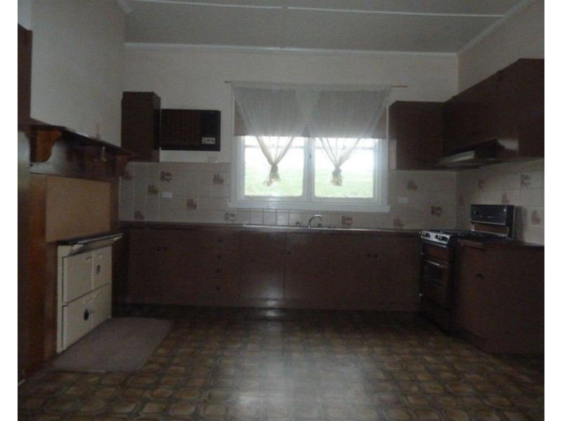 141 Beenak Road, Wandin North VIC 3139