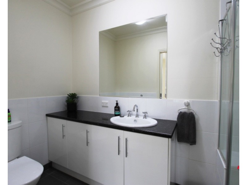 2/82 Hereford Road, Mount Evelyn VIC 3796