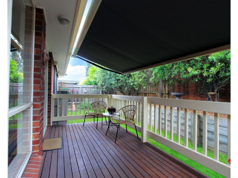2/82 Hereford Road, Mount Evelyn VIC 3796