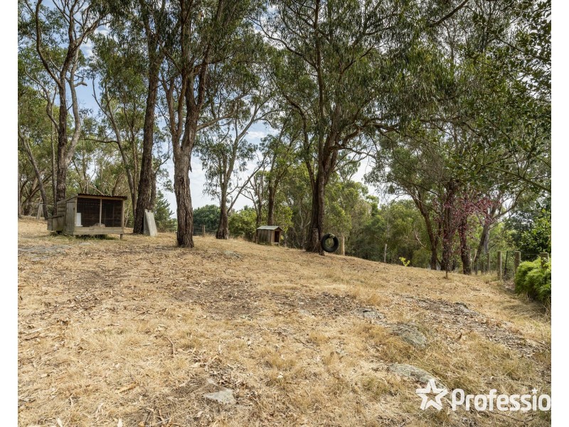 152 Warburton Highway, Lilydale VIC 3140