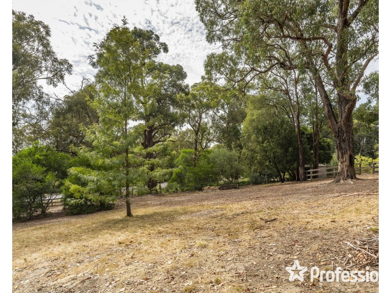 152 Warburton Highway, Lilydale VIC 3140