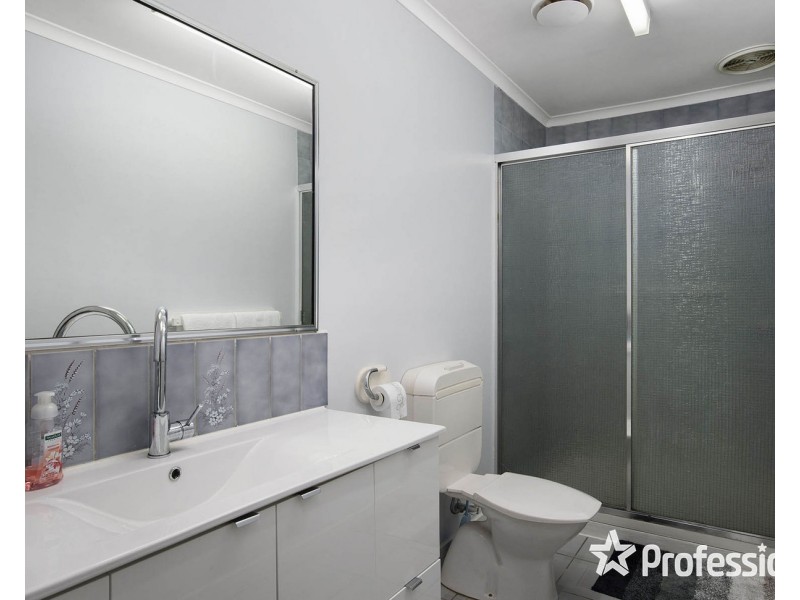 6 Parker Road, Silvan VIC 3795