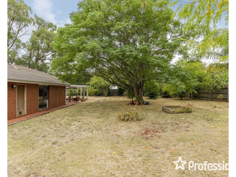 6 Parker Road, Silvan VIC 3795