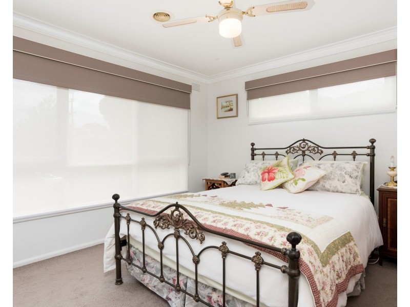 50 Terrigal Crescent, Kilsyth VIC 3137